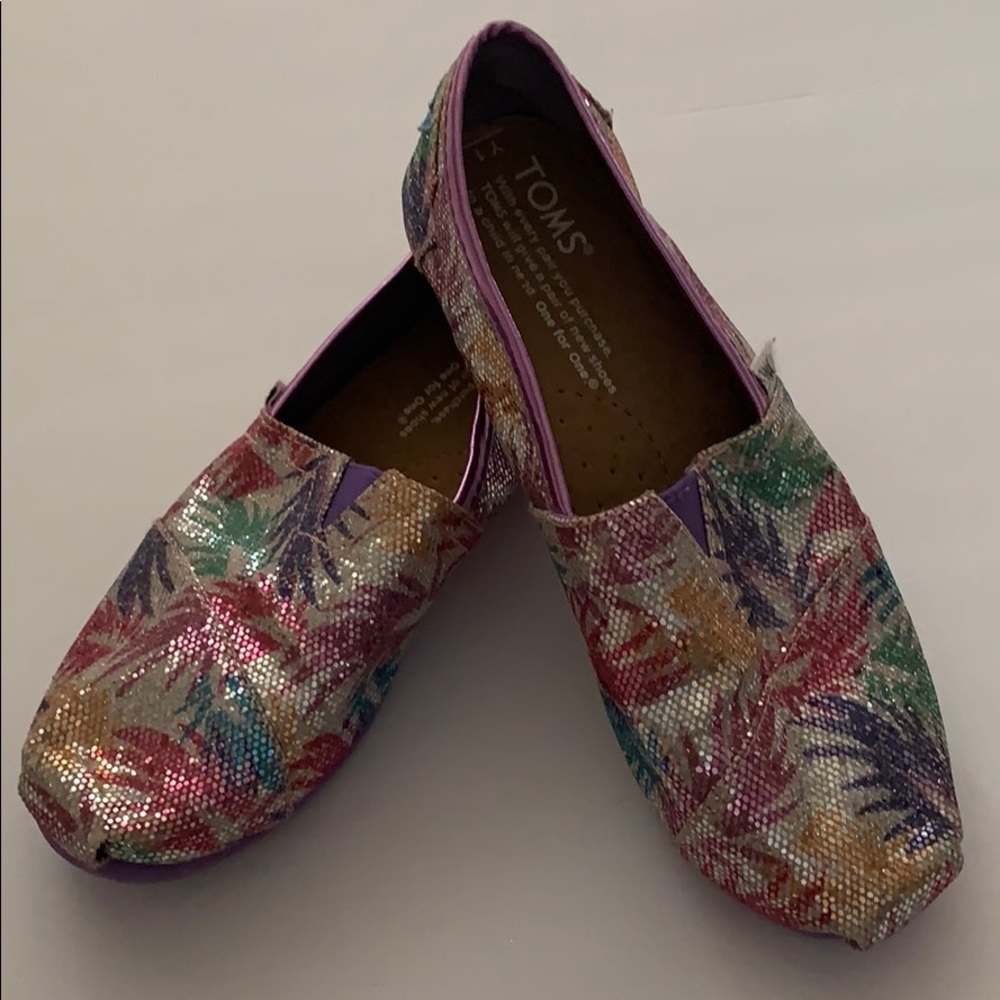 Tom’s 1 youth flora glitter shoes